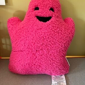 Novogratz Pink Plush Viral Ghost Pillow